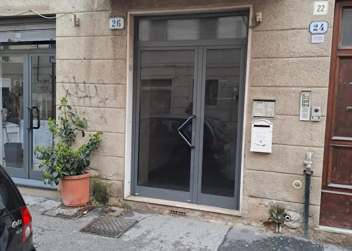 Giappone Inn Flat Livorno